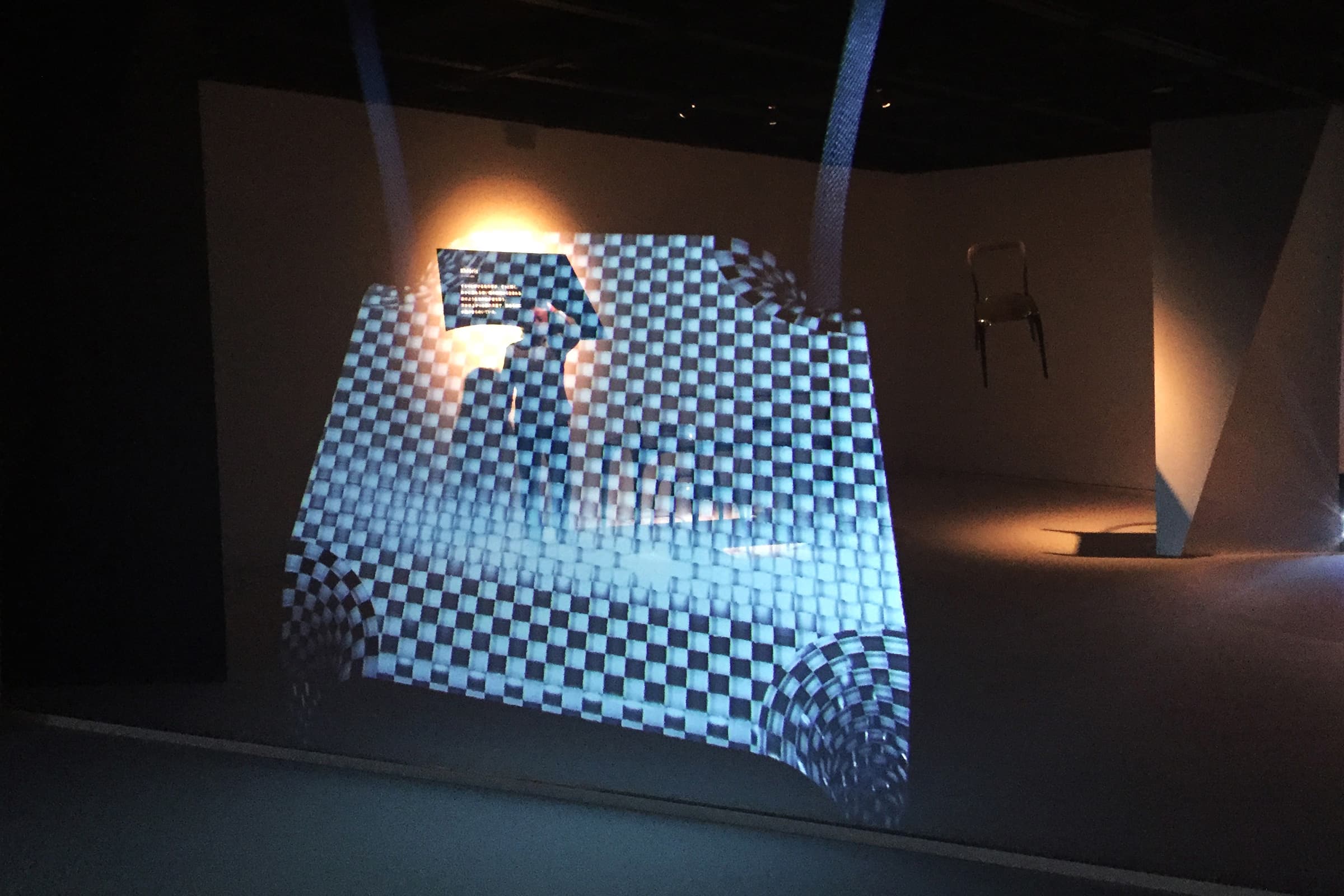 CARBONE LUMIÈRES(カーボン リュミエール)